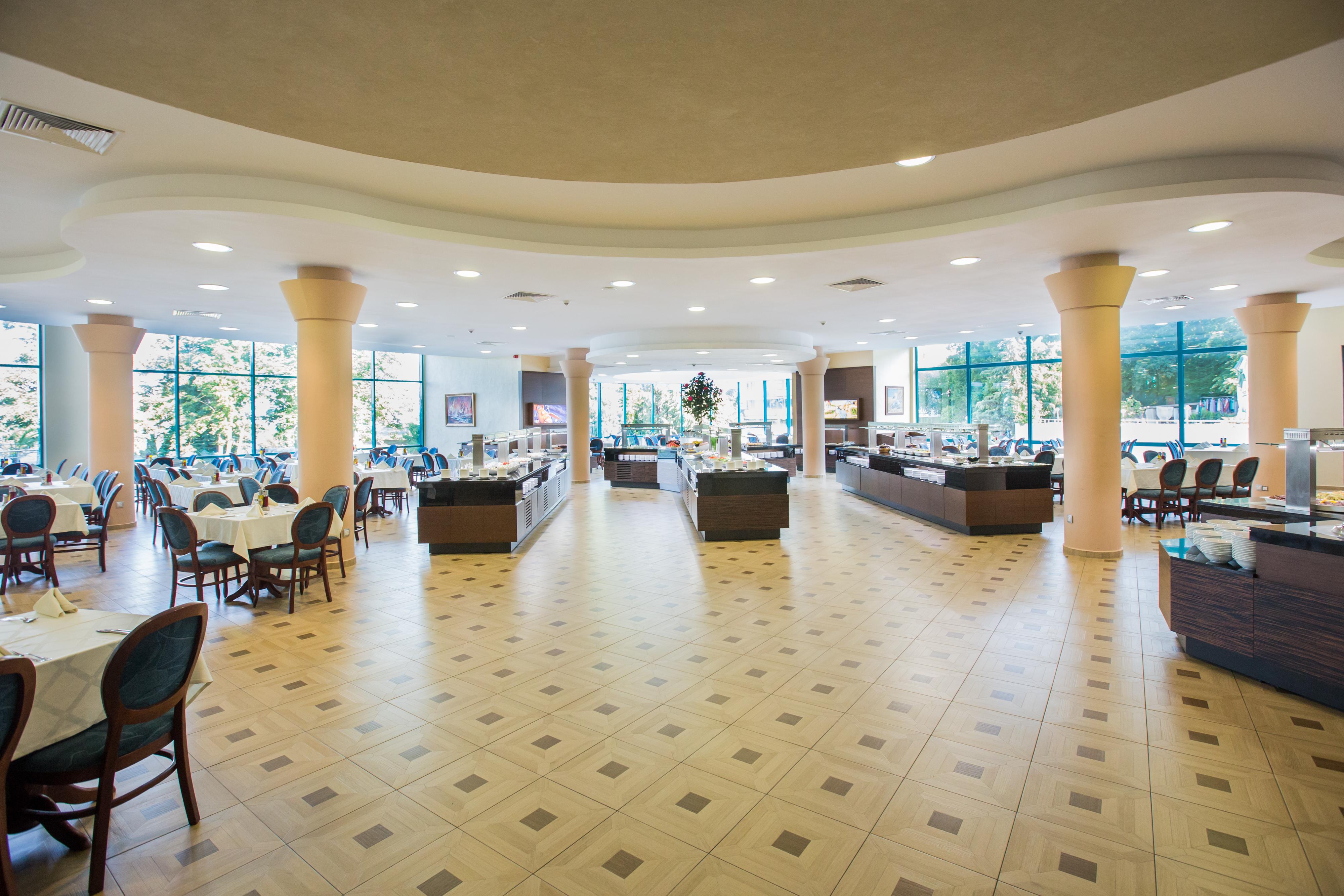 Marina Grand Hotel