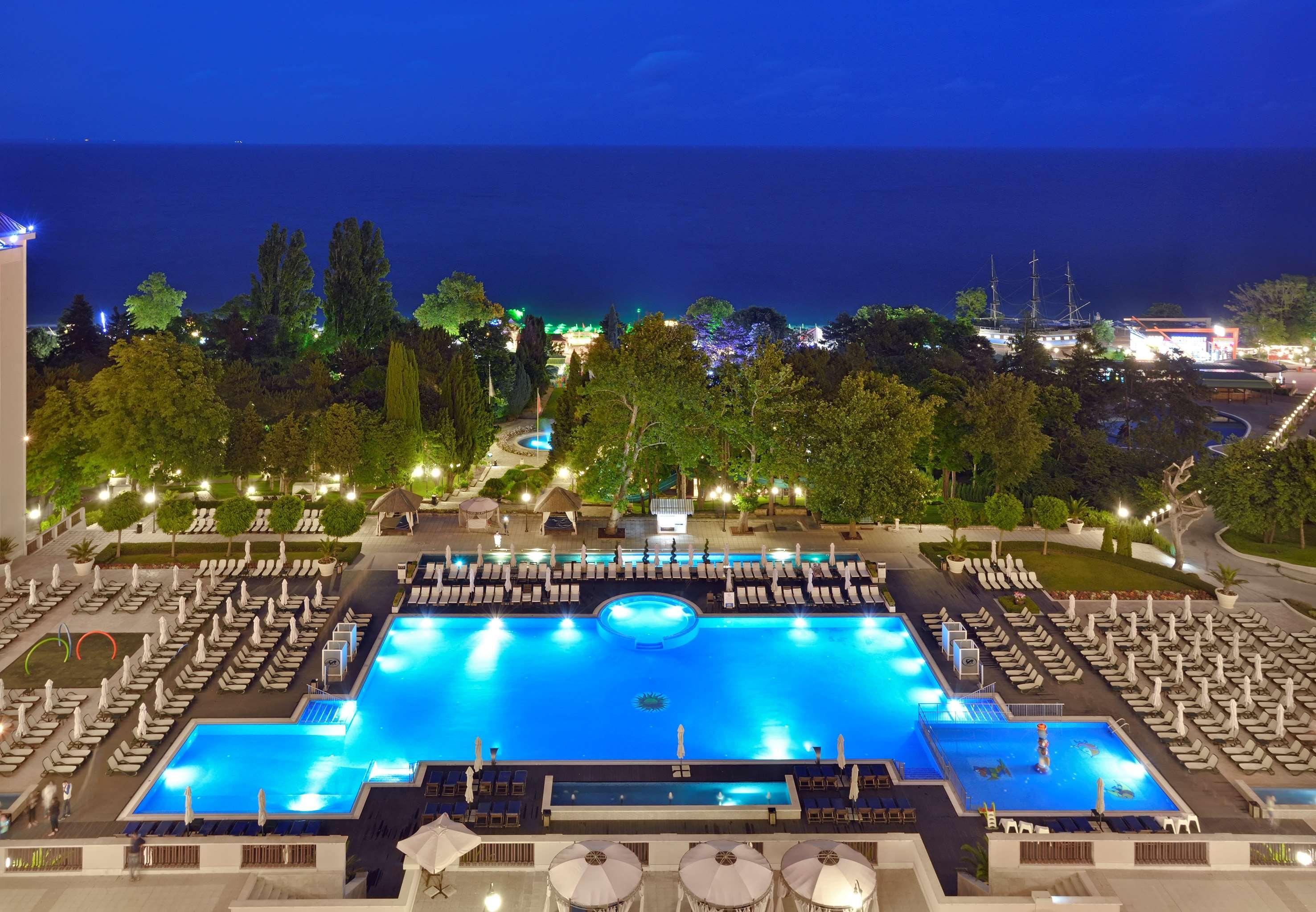 Marina Grand 4*